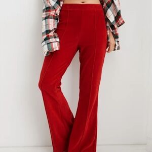 Aerie Groove On Flares